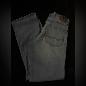 Wrangler Men's Light Blue Relaxed Jeans